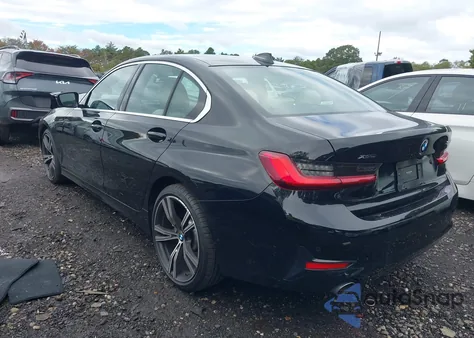 2021 BMW 330I xDrive из США, поврежденный, VIN 3MW5R7J00M8C19634